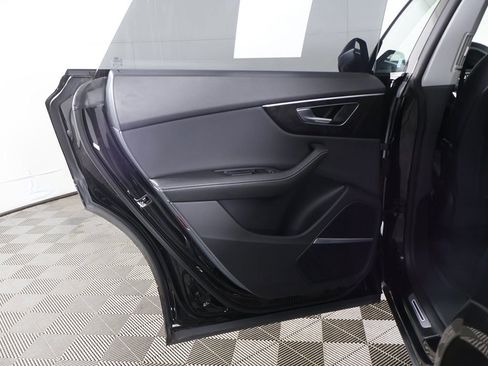 Used 2023 Audi Q8 Prestige w/ Prestige Package AWD/4WD image 27