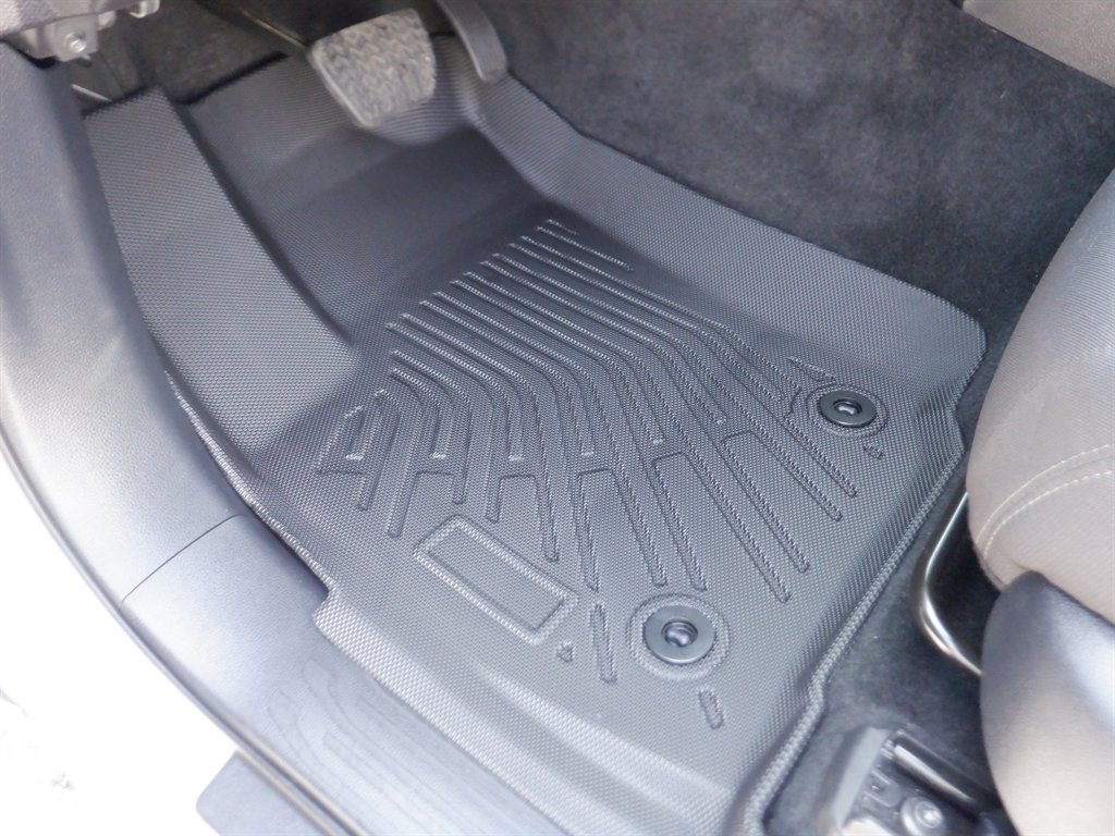 Used 2024 Toyota Tacoma SR RWD image 9