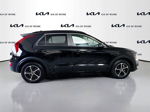 Certified 2023 Kia Niro EX image 8