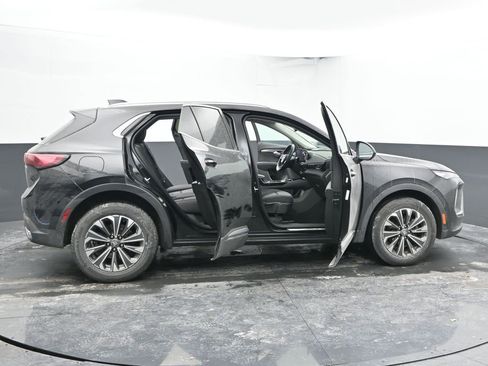 Used 2024 Buick Envision Preferred image 56
