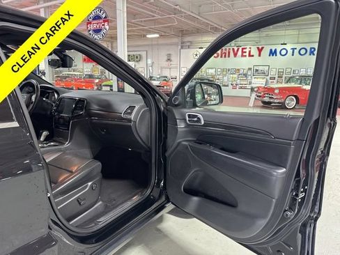 Used 2019 Jeep Grand Cherokee Limited w/ Luxury Group II AWD/4WD image 42