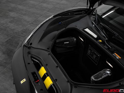 Used 2020 Ferrari 488 Pista Coupe image 11