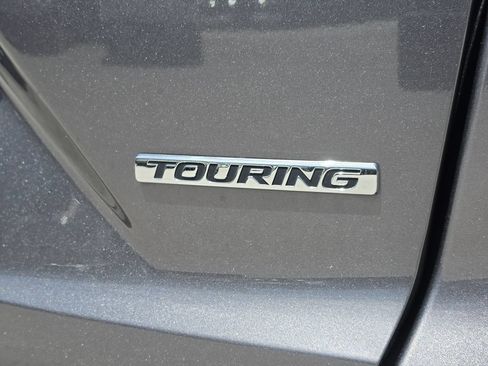 Used 2017 Honda CR-V Touring image 11