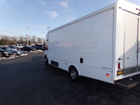 Used 2019 Ford E-450 and Econoline 450 Super Duty w/ Shuttle Bus Prep Package image 57