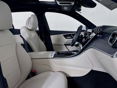 New 2026 Mercedes-Benz GLC 300 4MATIC image 6