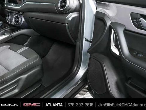 Certified 2025 Chevrolet Blazer LT FWD image 23