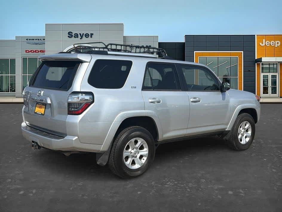 Used 2022 Toyota 4Runner SR5 Premium AWD/4WD image 7