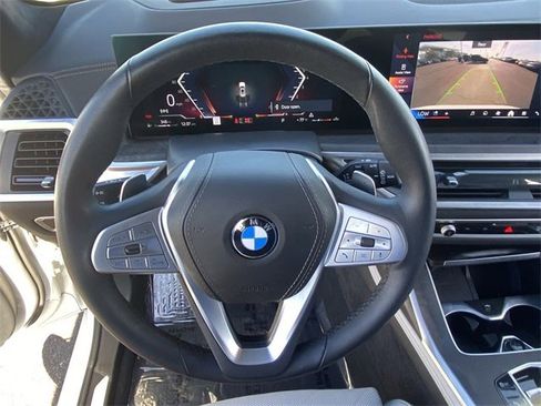 Certified 2025 BMW X7 xDrive40i w/ Premium Package image 25