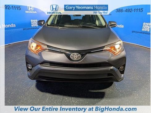 Used 2018 Toyota RAV4 XLE FWD image 11