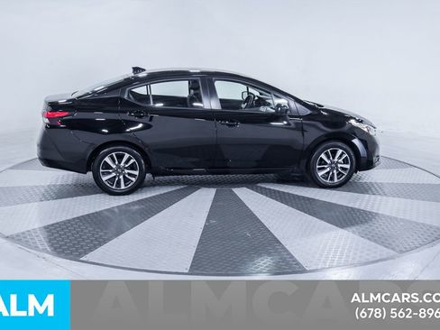 Used 2025 Nissan Versa SV FWD image 11