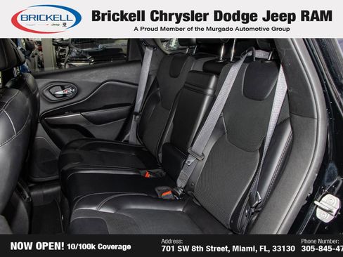 Used 2019 Jeep Cherokee Limited image 17