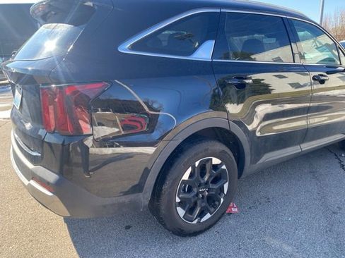 New 2025 Kia Sorento S image 39