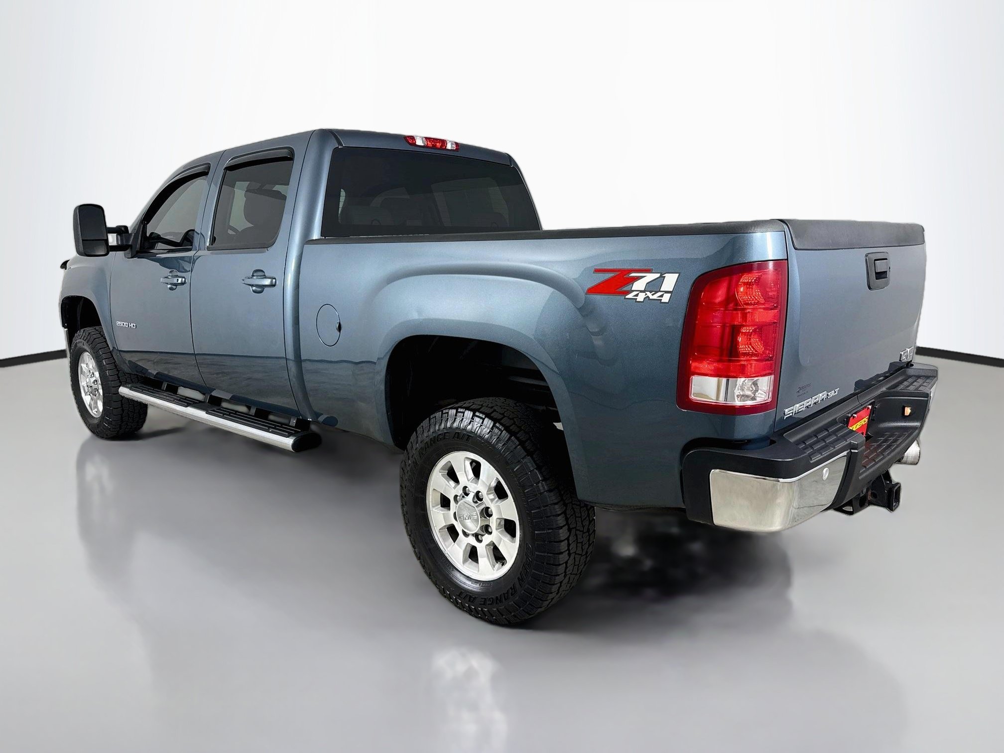 Used 2014 GMC Sierra 2500 SLT AWD/4WD image 6