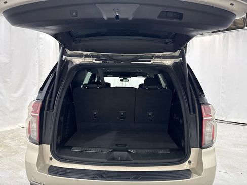 Certified 2022 Chevrolet Tahoe Z71 w/ Z71 Off-Road Package AWD/4WD image 7