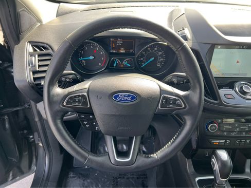 Used 2019 Ford Escape Titanium image 35