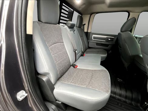 Used 2018 RAM 1500 Outdoorsman AWD/4WD image 19