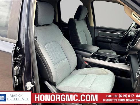 Used 2020 RAM 1500 Big Horn RWD image 30