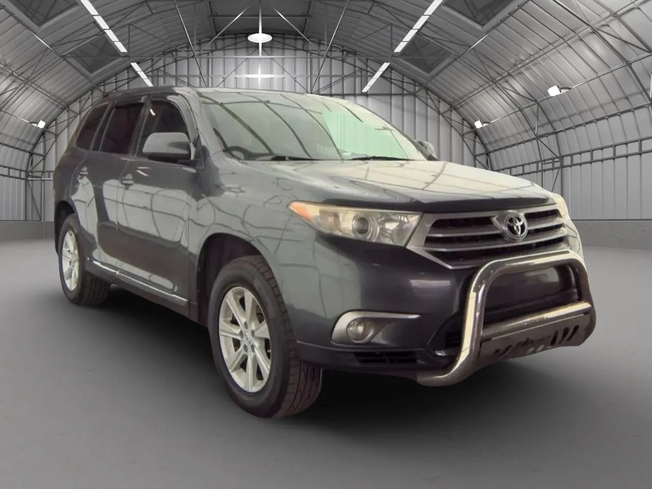 Used 2013 Toyota Highlander SE AWD/4WD image 4