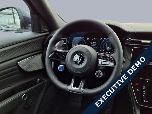 New 2025 Maserati Grecale Modena AWD/4WD image 15