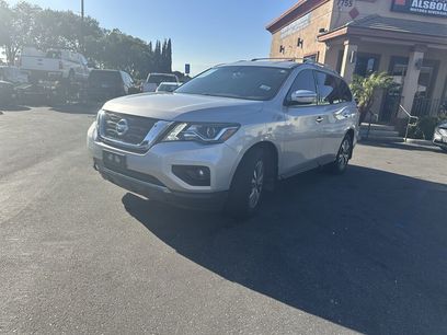 Used 2020 Nissan Pathfinder SV w/ Cargo Package