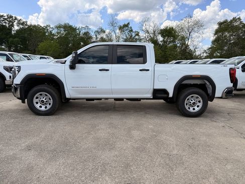New 2026 GMC Sierra 2500 Pro w/ 1SA Pro Safety Plus Package AWD/4WD image 2
