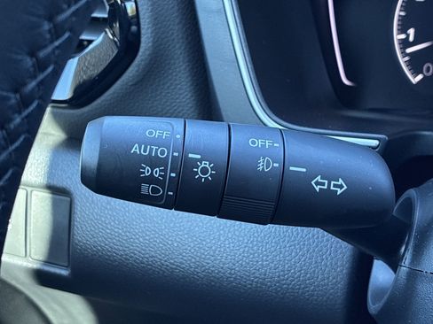 Certified 2025 Honda Pilot Touring image 29