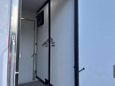 Used 2024 Ford E-350 and Econoline 350 Super Duty w/ Power Windows & Locks Group RWD image 21