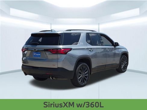 Used 2023 Chevrolet Traverse RS FWD image 6