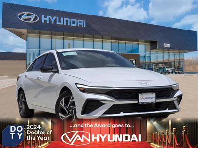 New 2025 Hyundai Elantra SEL