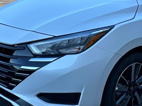 New 2025 Nissan Versa SV w/ Trunk Package image 9