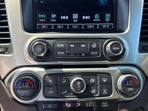 Used 2019 Chevrolet Tahoe LT w/ LT Signature Package AWD/4WD image 15