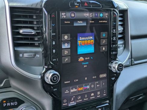 New 2026 RAM 1500 4x4 Crew Cab image 16