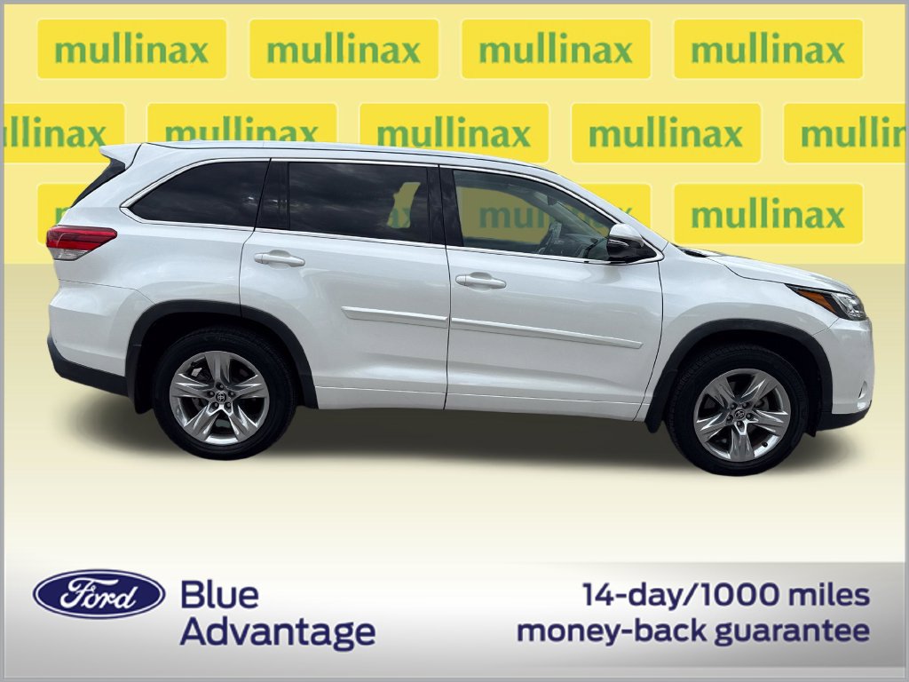 Used 2019 Toyota Highlander Limited AWD/4WD image 2