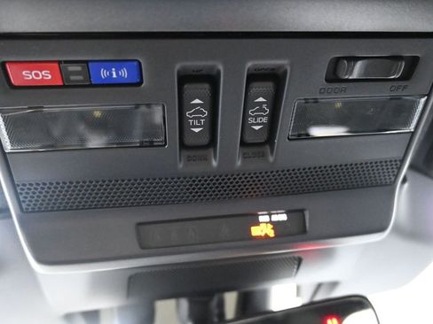 New 2026 Subaru Outback Limited image 38