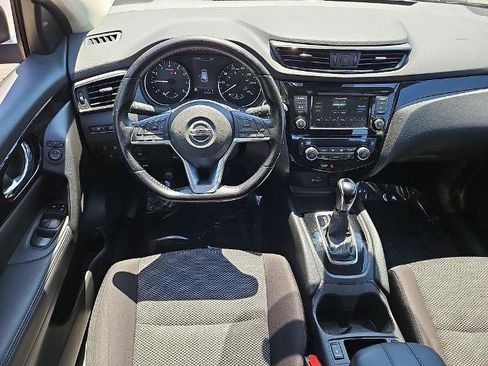 Certified 2020 Nissan Rogue Sport SV w/ All-Weather Package AWD/4WD image 11