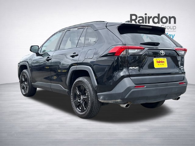 Used 2025 Toyota RAV4 XLE AWD/4WD image 5