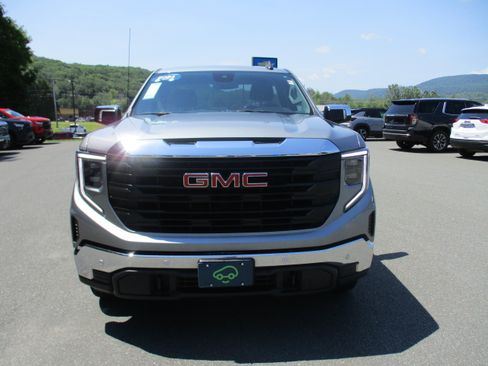 Used 2024 GMC Sierra 1500 Pro w/ Pro Value Package AWD/4WD image 2