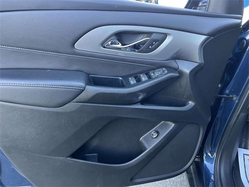 Certified 2023 Chevrolet Traverse LT image 18