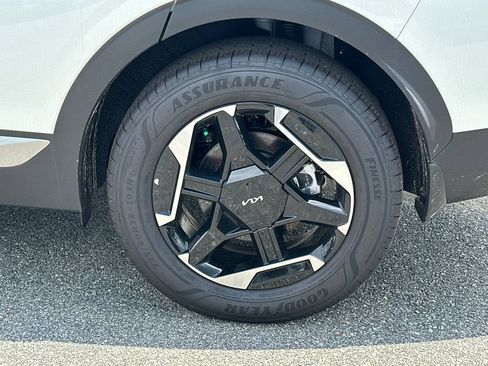 New 2026 Kia Sportage S AWD/4WD image 19