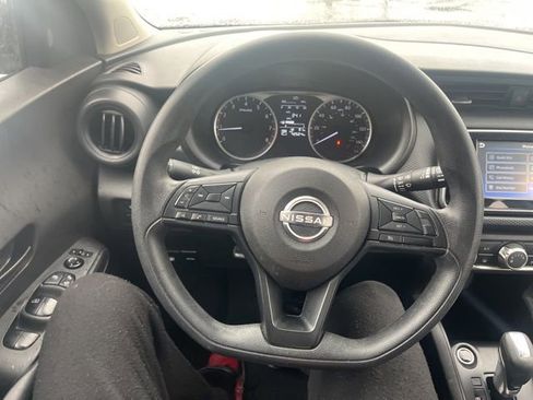 Used 2024 Nissan Kicks S image 25