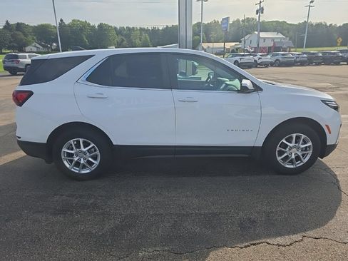 Used 2024 Chevrolet Equinox LT AWD/4WD image 8