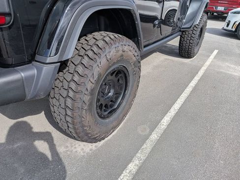 Used 2026 Jeep Wrangler Unlimited Rubicon AWD/4WD image 10