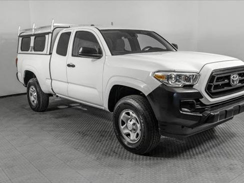 Used 2021 Toyota Tacoma SR image 11