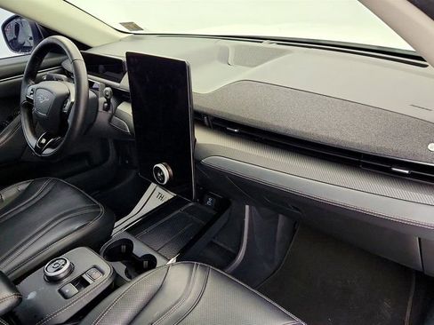 Used 2021 Ford Mustang Mach-E Premium image 24