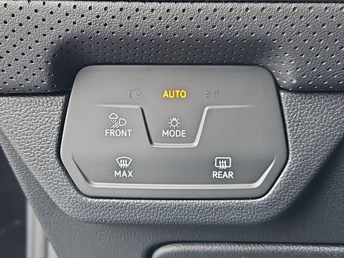 New 2026 Volkswagen Atlas SEL Premium R-Line image 12