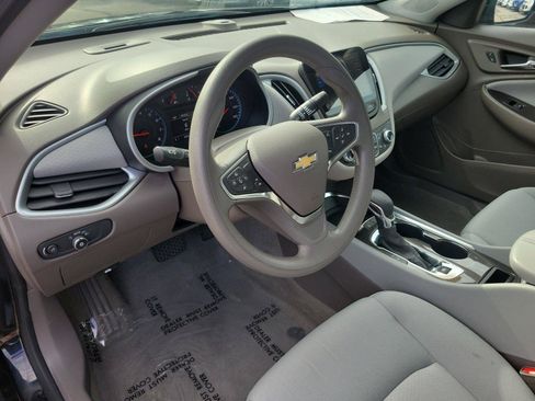 Used 2024 Chevrolet Malibu LT FWD image 19
