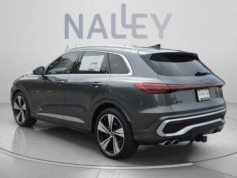 New 2026 Audi SQ5 Premium Plus AWD/4WD image 3