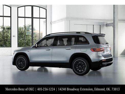 New 2026 Mercedes-Benz GLB 35 AMG 4MATIC image 31