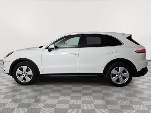 Used 2021 Porsche Cayenne AWD/4WD image 5