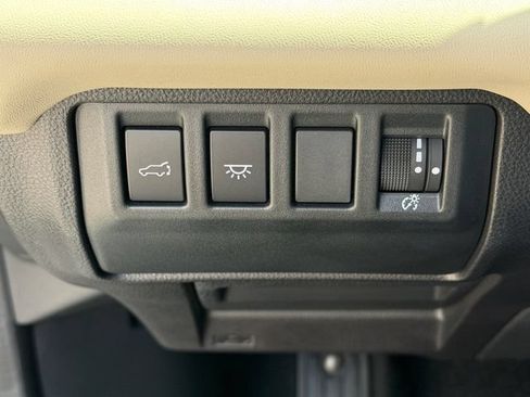Used 2025 Subaru Ascent Limited AWD/4WD image 24
